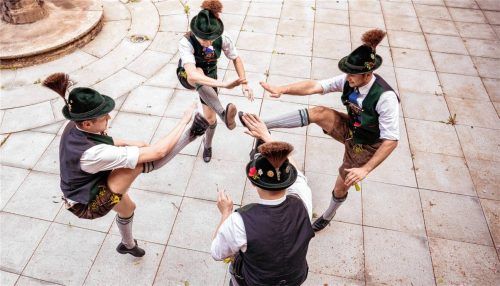 Die Ferien eignen sich auch, um sich einmal näher mit dem Brauchtum in der Region auseinanderzusetzen. Foto re