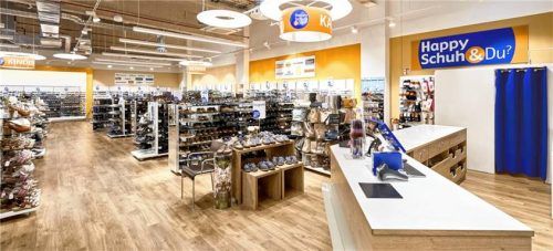 Diese Aufnahme zeigt den Verkaufsraum einer „Happy Schuh & Du?“-Filiale in München. So ähnlich könnte auch die Filiale in Kolbermoor aussehen. Foto Happy Schuh & Du?