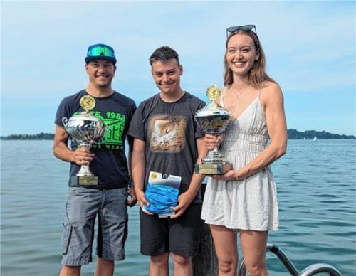 Dominierten den Wettbewerb: (von links) Felix, Alexander und Amelie Huber. Foto  Dörtbudak