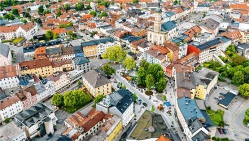 Drei Tage lang wird die Stadt zum Festplatz, zur Bühne, zum Ort der Begegnung. „Traunstein feiert“. Foto Gre