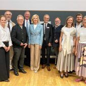 Schön Klinik Roseneck feiert Jubiläum