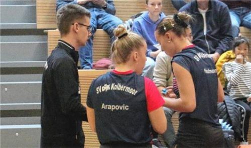Florian Wiesener hatte in der abgelaufenen Saison im Rahmen der Ausbildung das Coaching der ErstligaDamen übernommen.Foto Gerhard Erlich