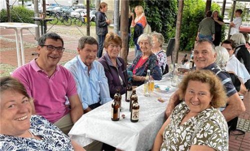 Geselliges Beisammensein gehört immer zum Programm der „Feierabendhalbe“. Fotos sedlbauer