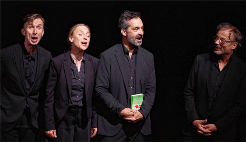 Idealbesetzung gefunden: (von links) Thorsten Krohn, Luca Züchner, Bijan Zamani und Thomas Schweiberer.Foto Flamm