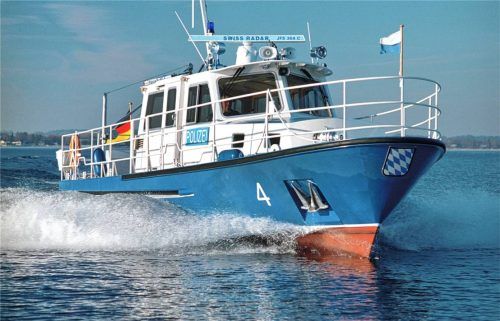 Im Einsatz: das große Boot der Wasserschutzpolizei in Prien (Archivfoto.) Foto Berger