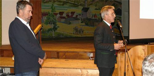 Laut Otto Lederer (rechts) ist das Landratsamt für die Kommunikationspanne verantwortlich, nicht Bürgermeister Matthias Bernhardt.Fotos schubert