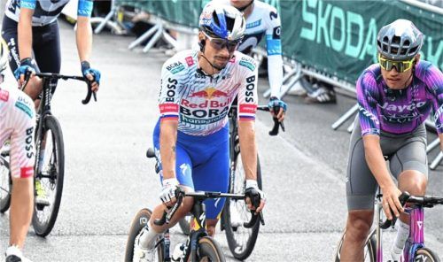 Primoz Roglic, Kapitän von Red Bull-BORA-hansgrohe, konnte dem Tempo der Spitzengruppe im Finale nicht folgen.Foto  IMAGO/Fotoreporter Sirotti Stefano