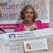Tauschbörse spendet an Frauenhaus
