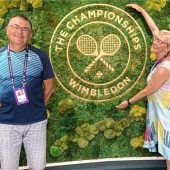 <p>Schnaitters Eltern Margot und Wolfgang waren in Wimbledon mit dabei.Foto privat</p>