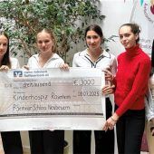 Schüler sammeln 3000 Euro Spenden im Rahmen eines Projektseminars