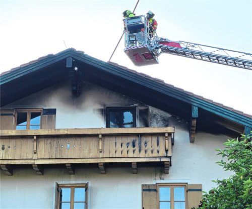 Unser Bild zeigt den Brand auf einem Bauernhof bei Pittenhart am 11. Juni. Foto amf