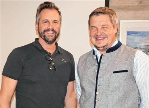 Wollen die Gastronomie in Vagen stärken: Mathias Schmid, Vorsitzender des Ortsbeirats Vagen (links), und sein Stellvertreter Andreas Haimerl. Foto Merk