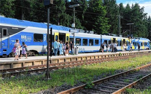 Zum Wochenstart wurden Bahnreisende zwischen dem Mangfalltal und München strapaziert. Foto Bettinger