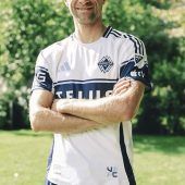 Das Blau stört nicht: Müller legt los