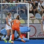 EM: Hockey-Frauen zittern, Herren im Halbfinale