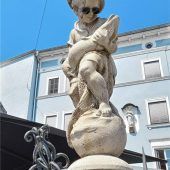 „It’s cool man!“ Dem Fischer steht die Sonnenbrille