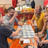 Wieder offener Stammtisch im Boschnhaus