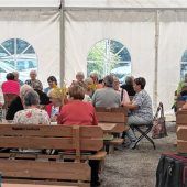 Geselligkeit, Musik und aktuelle Themen beim Weißwurstessen des VdK-Ortsverbands Bruckmühl