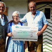 1000 Euro Sommerfest-Spenden für „Siegsdorfer helfen“