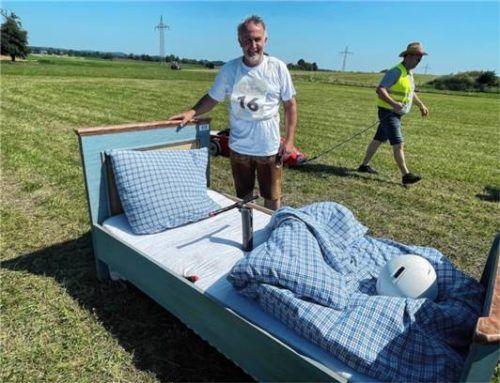Auch aus einem Bett kann man sich ein Renngefährt bauen.