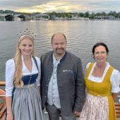 BBV lädt zu Chiemsee-Kreuzfahrt mit Bayerns Milchprinzessin