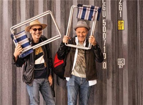 Austropop-Hits samt Schmäh gibt es zum Auftakt mit Armin Stockerer (rechts) und Christian Auer. Foto Bornschlegl