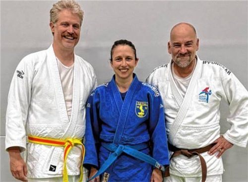 Bestanden ihre Prüfungen: (von links) Stefan Linder, Patricia Dienhart und Michael Kraus. Foto tus prien