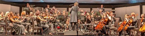 Musik als Hörabenteuer: Werke von Mahler und Rachmaninow genossen die Konzertbesucher beim Großen Orchesterkonzert des Immling-Festivals.Foto benekam