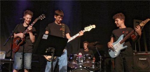 „Mystery Machine“ mit (von links) Hannes Aigenherr, Justus Reuter, Florian Lahr und Julian Ramstötter. Foto  Lahr