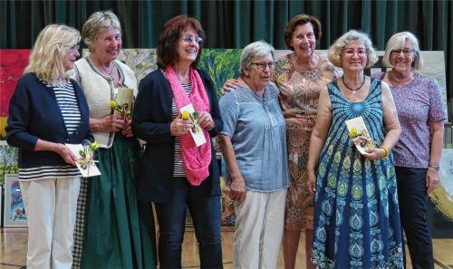 Nach über zehn Jahren als Vorsitzende begibt sich Uschi Heilmann (Mitte) nun in den Vereinsruhestand. Foto Privat