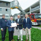 10000 Euro für neue Drehleiter