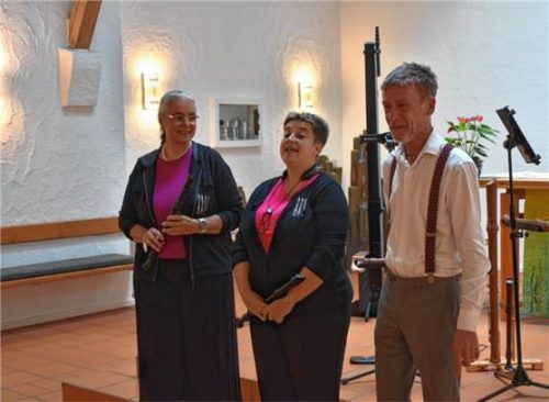Ungewöhnliches Trio: (von links) Die Flötistinnen Claudia Krämer und Amelie Theil sowie Organist Thomas Maerkl. Foto Wunderlich