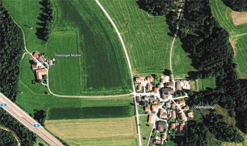 Unweit der Autobahn A8 – nordwestlich der Gemeindeverbindungsstraße – darf Kies abgebaut werden. Foto MM/Geoportal