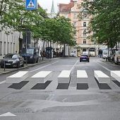 Schwebende Zebrastreifen?