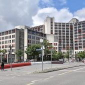 Anker-Zentrum in altem Luxushotel