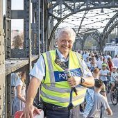 Hier spricht die Party-Polizei