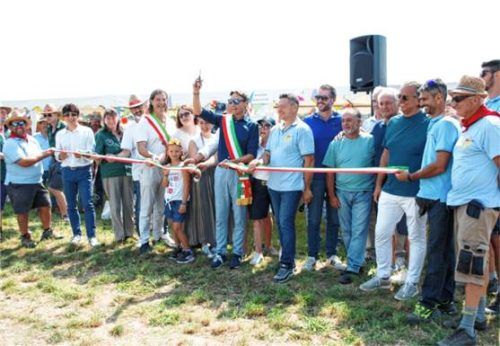 Bürgermeister Damiano Bergamini (Mitte) eröffnete das Fest. Fotos Katja Aigner