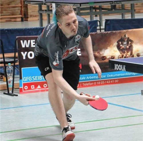 Christoph Rölz (TTF Rosenheim) gewann bei den Herren den Titel ohne Niederlage.Foto Gerhard Erlich