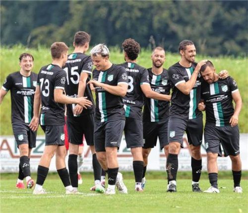 Den einzigen heimischen Jubel in der Bezirksliga gibt es derzeit beim Sportbund. Foto Hans-Joachim Bittner