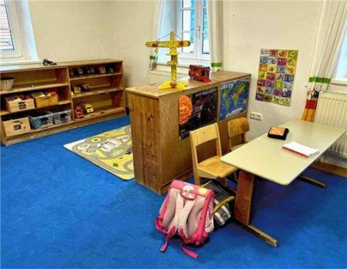 Die Einrichtung ist in die Jahre gekommen: Teilweise stammt das Mobiliar des Kindergarten-Altbaus „Zur Aussicht“ in Törwang aus den 70ern.