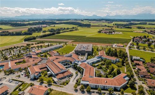 Die Herzchirurgie an der Schön Klinik Vogtareuth und weitere medizinische Fachabteilungen werden zum Jahresende geschlossen. Das teilte Klinikgeschäftsführer Georg Thiessen gestern mit. Foto Schön-Klinik Gruppe