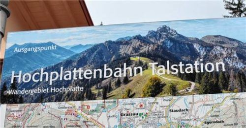 Die Parkgebühren auf den Wanderparkplätzen wie an der Hochplattenbahn, sollen für Pflege, Instandhaltung sowie den Betrieb der Automaten verwendet werden. Foto Wunderlich