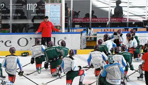 „Die Spieler, die wir jetzt haben, sind Leute, die wir auch wollten“: Trainer Jari Pasanen ist mit seiner Mannschaft zufrieden.Foto Marinus Obermaier