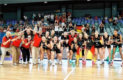 Die U16-Nationalmannschaft holte bei der FIBA U16 Women’s EuroBasket Bronze.Foto re