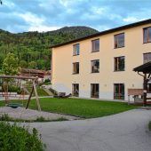 Anbau oder Waldkindergarten?