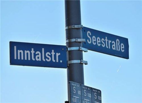 In Happing kritisieren gleich mehrere Bürger die Verkehrssituation in der Inntal- und Seestraße. Allerdings aus unterschiedlichen Gründen. Foto  Schlecker