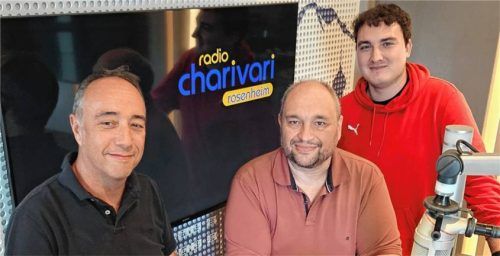 Marinus Obermaier und Thomas Neumeier haben in der neuen Folge von „Hart gecheckt“ Andreas Nickl, Studioleiter im Funkhaus Rosenheim, zu Gast (von rechts).Foto re