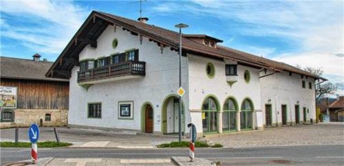 Mit dem alten Kino in Feldkirchen-Westerham sind vieleErinnerungen verbunden. Foto schmuck