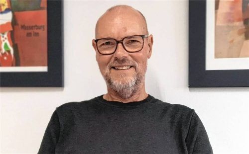 Oliver Simke aus Albaching lebt seit über vier Jahren mit der Diagnose Lungenkrebs. Foto Leitner