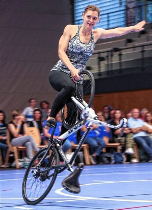 Ramona Dandl, hier zu sehen beim Kehrstandsteiger, wurde Zweite.Foto Wilfried Schwarz